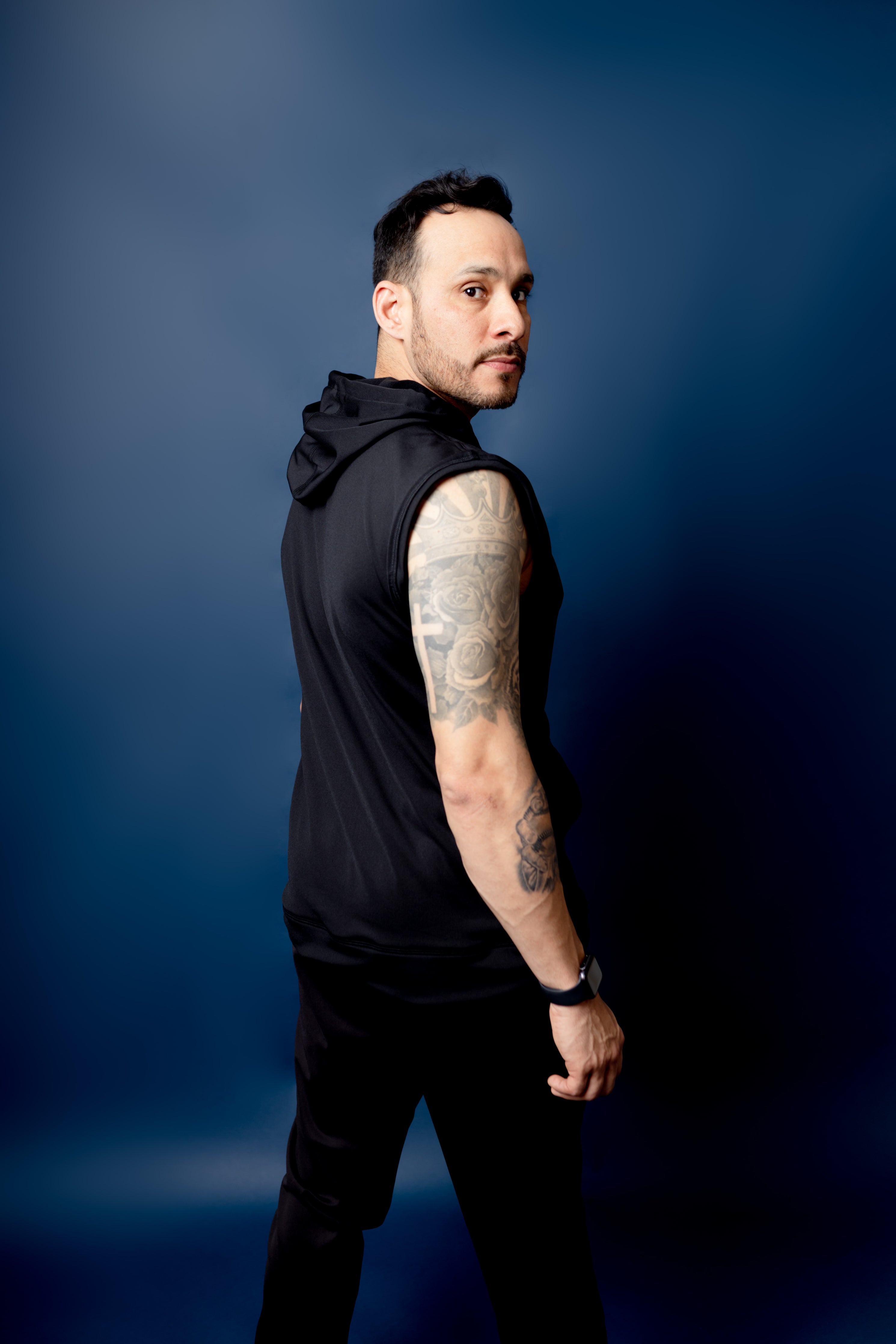 Hoodie sin mangas RULER color Negro